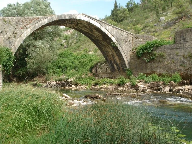 Most u Klepcima