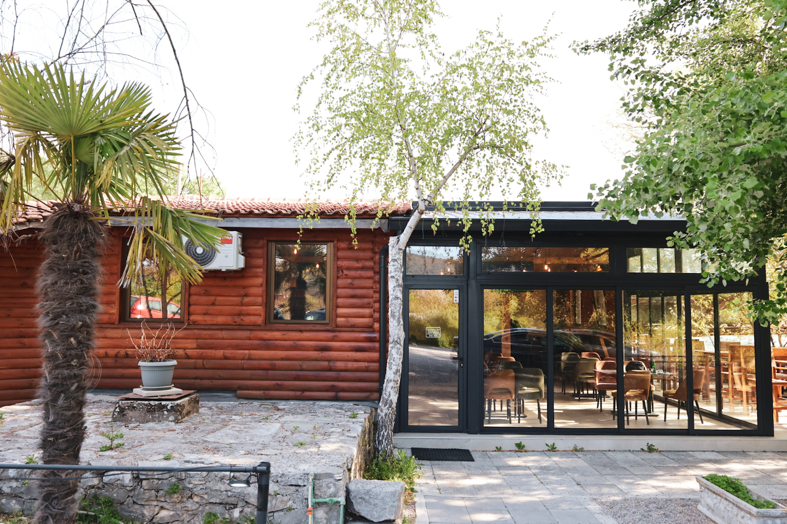 Madera Bar