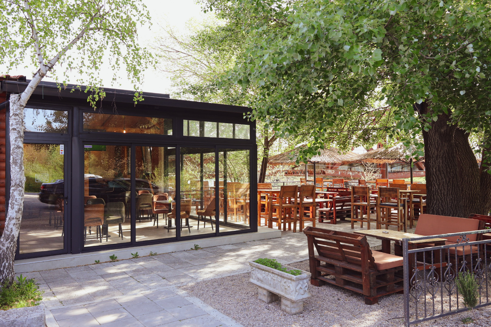 Madera Bar